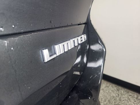 Used 2024 Jeep Grand Cherokee L Limited w/ Luxury Tech Group II image 22