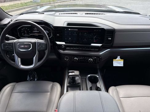 Certified 2023 GMC Sierra 1500 SLT w/ SLT Convenience Package AWD/4WD image 31