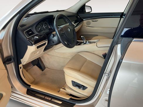 Used 2013 BMW 535i Gran Turismo RWD image 9