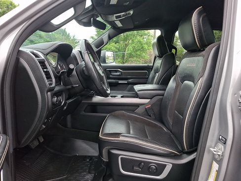 Used 2022 RAM 1500 Laramie AWD/4WD image 13