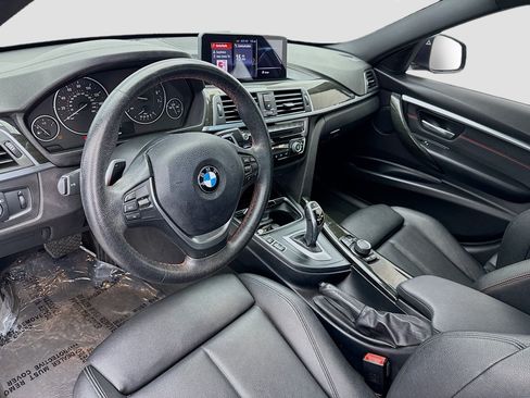 Used 2018 BMW 330i Sedan RWD image 7