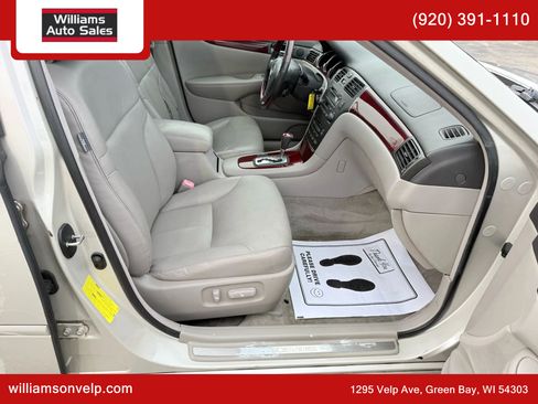 Used 2004 Lexus ES 330 image 17