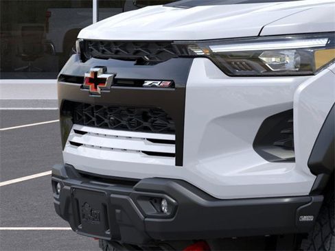 New 2026 Chevrolet Colorado ZR2 w/ ZR2 Bison Edition image 13