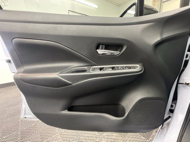 Used 2025 Nissan Versa SR w/ Trunk Package FWD image 12