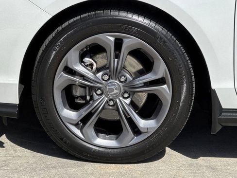 Certified 2023 Honda Accord EX image 32