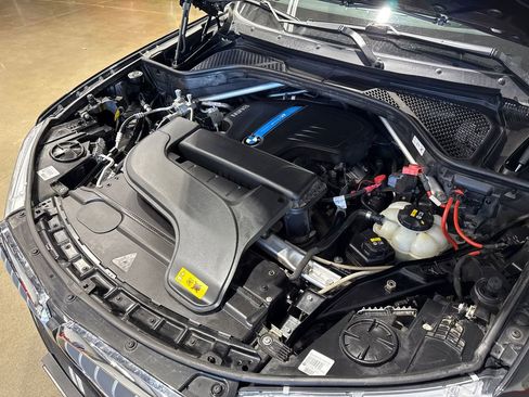 Used 2017 BMW X5 xDrive40e image 74