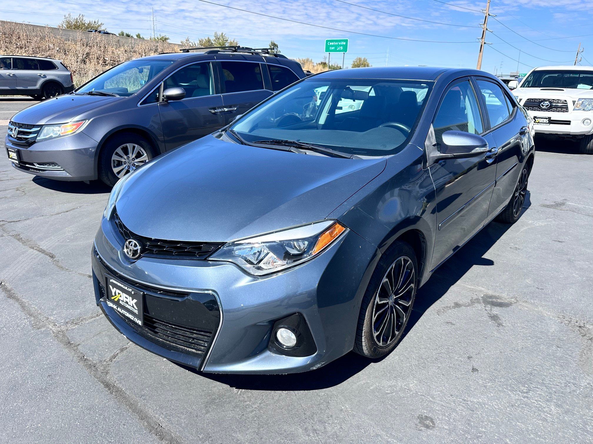 Used 2015 Toyota Corolla S FWD image 2