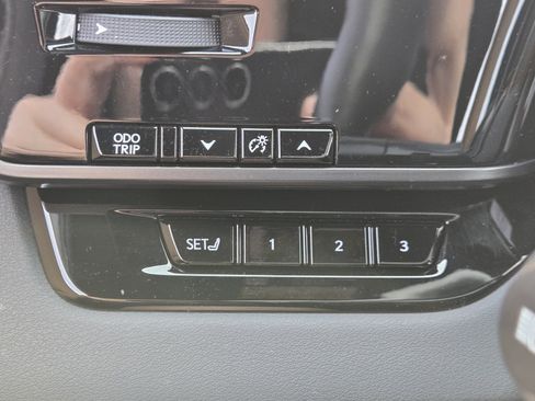 Used 2025 Lexus RX 350 Premium w/ Accessory Package (Z1) FWD image 14