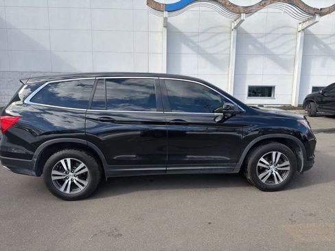 Used 2018 Honda Pilot EX image 16
