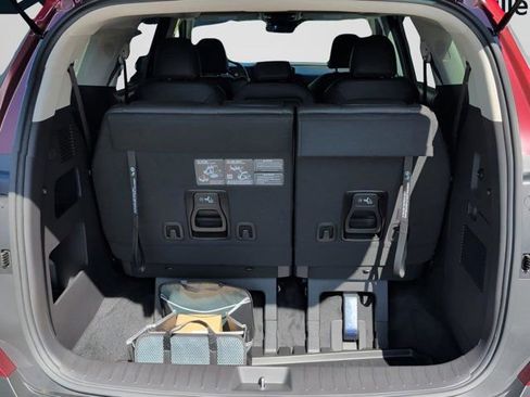 New 2026 Kia Carnival image 13