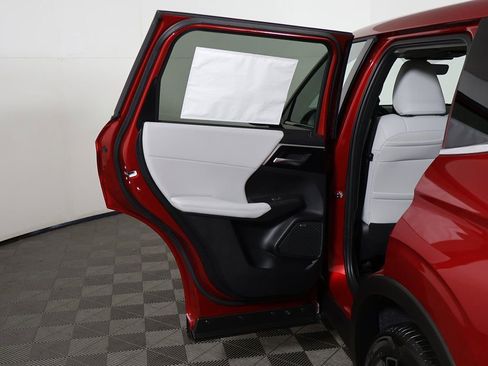 New 2025 Mitsubishi Outlander SE AWD/4WD image 23