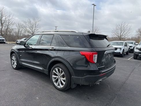 Used 2022 Ford Explorer Platinum w/ Technology Package image 4