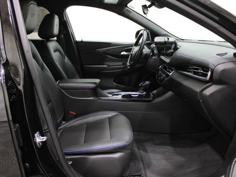 Used 2024 Buick Envista Sport Touring w/ Convenience I Package image 29