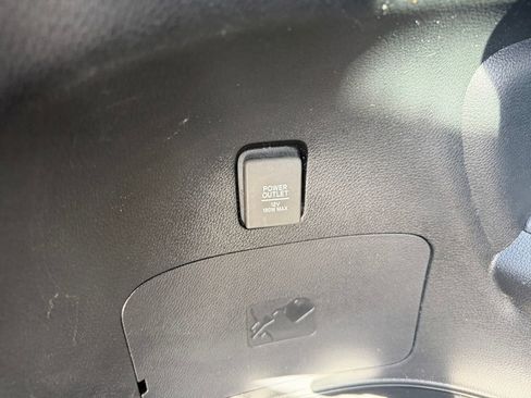 Used 2022 Honda Pilot Special Edition image 9