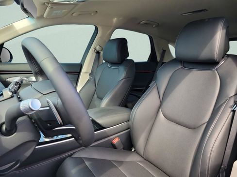 New 2026 Genesis GV70 2.5T AWD/4WD image 22