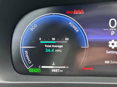 Certified 2025 Toyota Crown Signia w/ Advanced Technology Package image 25