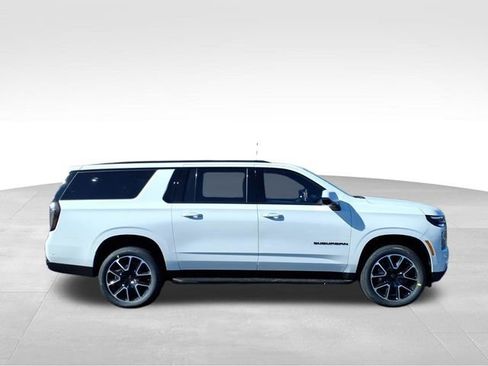 New 2026 Chevrolet Suburban RST w/ Comfort Package image 2