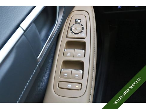 Used 2025 Hyundai Sonata Limited FWD image 22
