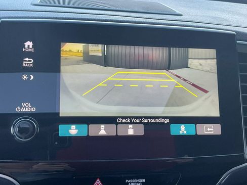 Used 2019 Honda Pilot Touring image 43