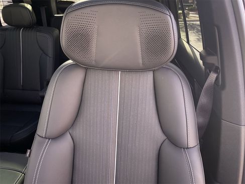 Used 2026 Cadillac Vistiq Sport w/ LPO, Floor Liner Package image 34