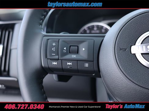 New 2025 Nissan Pathfinder SV w/ SV Premium Package image 24