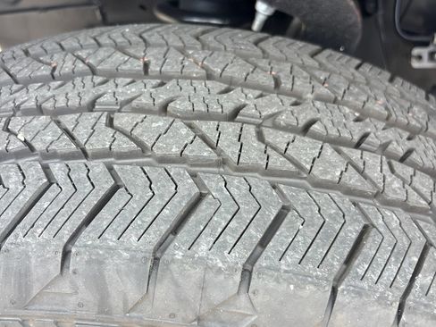 Used 2023 Ford F150 Lariat w/ Equipment Group 502A High AWD/4WD image 9