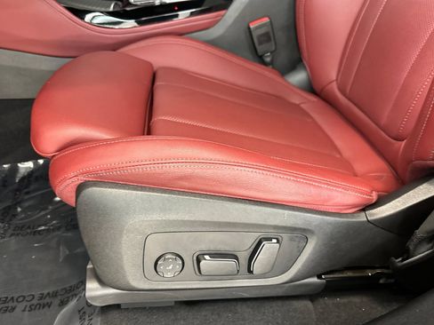 Certified 2024 BMW X4 xDrive30i w/ Premium Package image 14