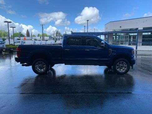Used 2022 Ford F350 Platinum AWD/4WD image 8