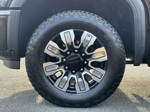 Used 2024 GMC Sierra 2500 Denali w/ Denali Reserve Package image 20