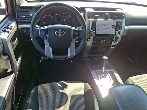 Used 2022 Toyota 4Runner SR5 AWD/4WD image 13