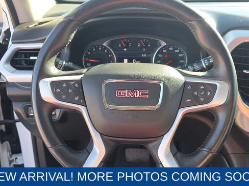Used 2022 GMC Acadia SLT w/ Elevation Edition image 14