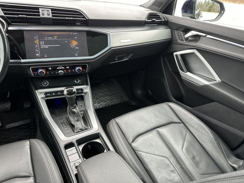 Used 2021 Audi Q3 2.0T Premium Plus w/ Premium Plus Package image 19