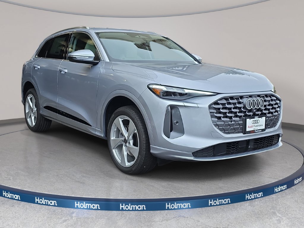 New 2026 Audi Q5 Premium Plus AWD/4WD image 3