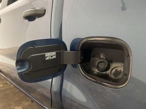 Used 2024 Chevrolet Silverado 1500 Custom image 86