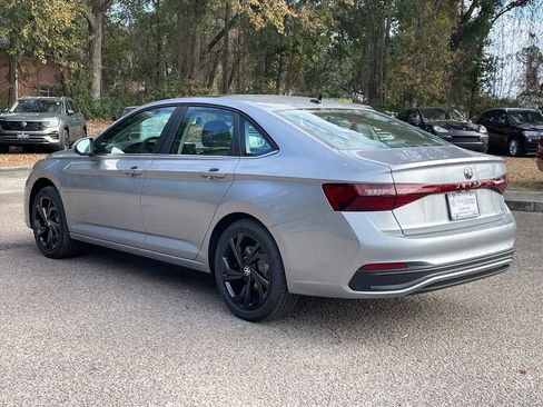 New 2026 Volkswagen Jetta SE FWD image 22
