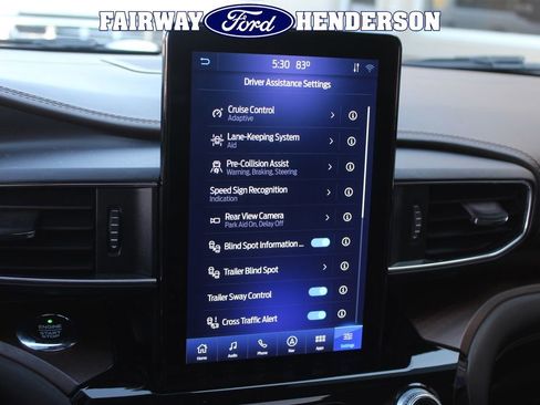 Used 2021 Ford Explorer King Ranch w/ Premium Technology Package image 33