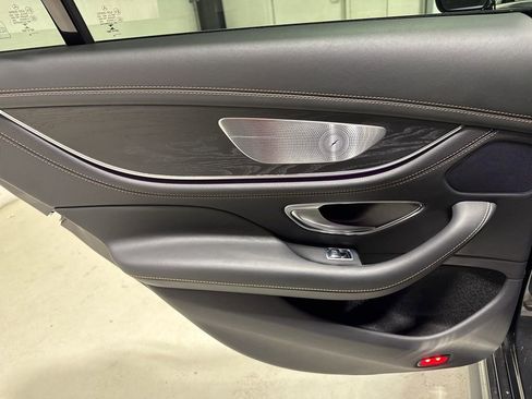 Used 2019 Mercedes-Benz CLS 450 w/ Driver Assistance Package image 40