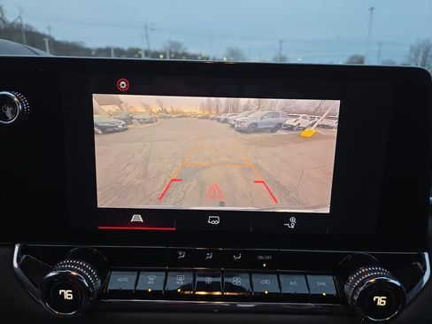 Used 2023 GMC Canyon Elevation w/ Convenience Package image 22