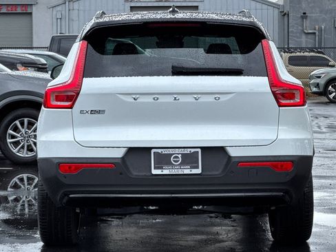 New 2026 Volvo EX40 Plus w/ Climate Package image 7