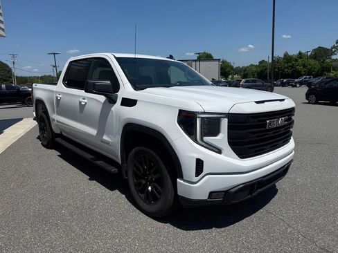 Used 2024 GMC Sierra 1500 Elevation AWD/4WD image 9