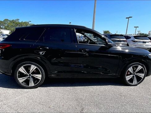 New 2026 Audi SQ5 Premium Plus AWD/4WD image 4