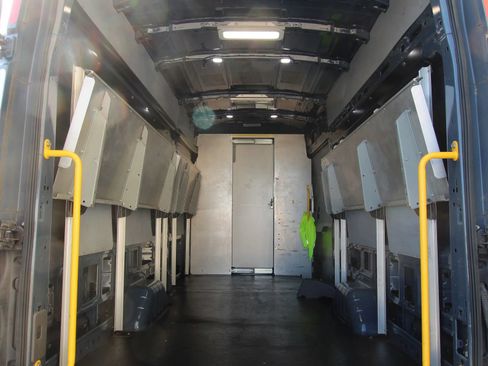 Used 2020 Ford Transit 250 148 High Roof Extended RWD image 9
