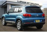 Used 2017 Volkswagen Tiguan S image 2