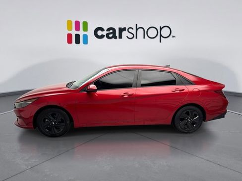 Used 2021 Hyundai Elantra SEL w/ Convenience Package image 2