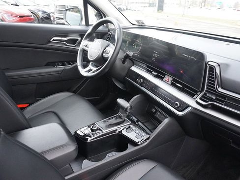 Used 2023 Kia Sportage EX image 28