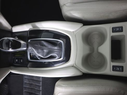 Certified 2020 Nissan Rogue Sport SL w/ Premium Package image 11