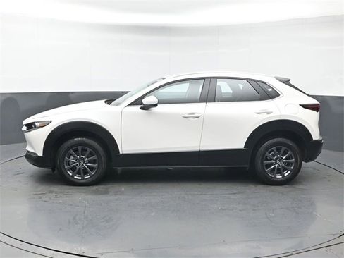 Certified 2024 MAZDA CX-30 AWD 2.5 S image 2