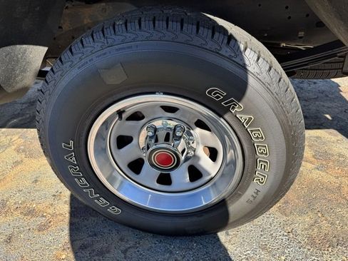 Used 1990 Ford F150 2WD Regular Cab image 45