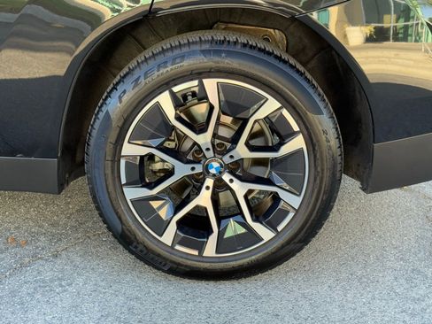 Used 2025 BMW X3 xDrive30i w/ Premium Package image 17