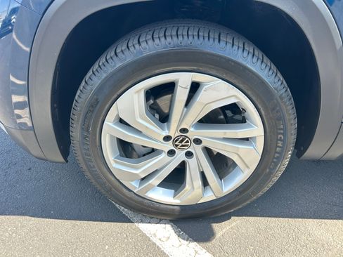 Certified 2021 Volkswagen Atlas SE w/ Towing Package FWD image 26